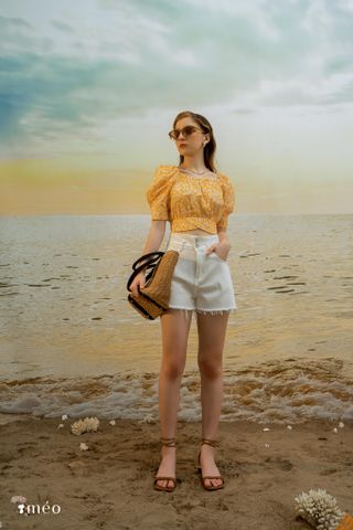 Muse of the beach