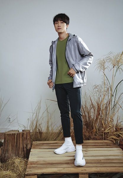 Áo Khoác Dù Raplan Nam CELEB (2)