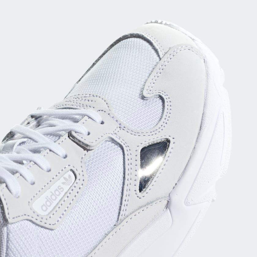 Giày Originals Nữ Adidas Falcon W B28128