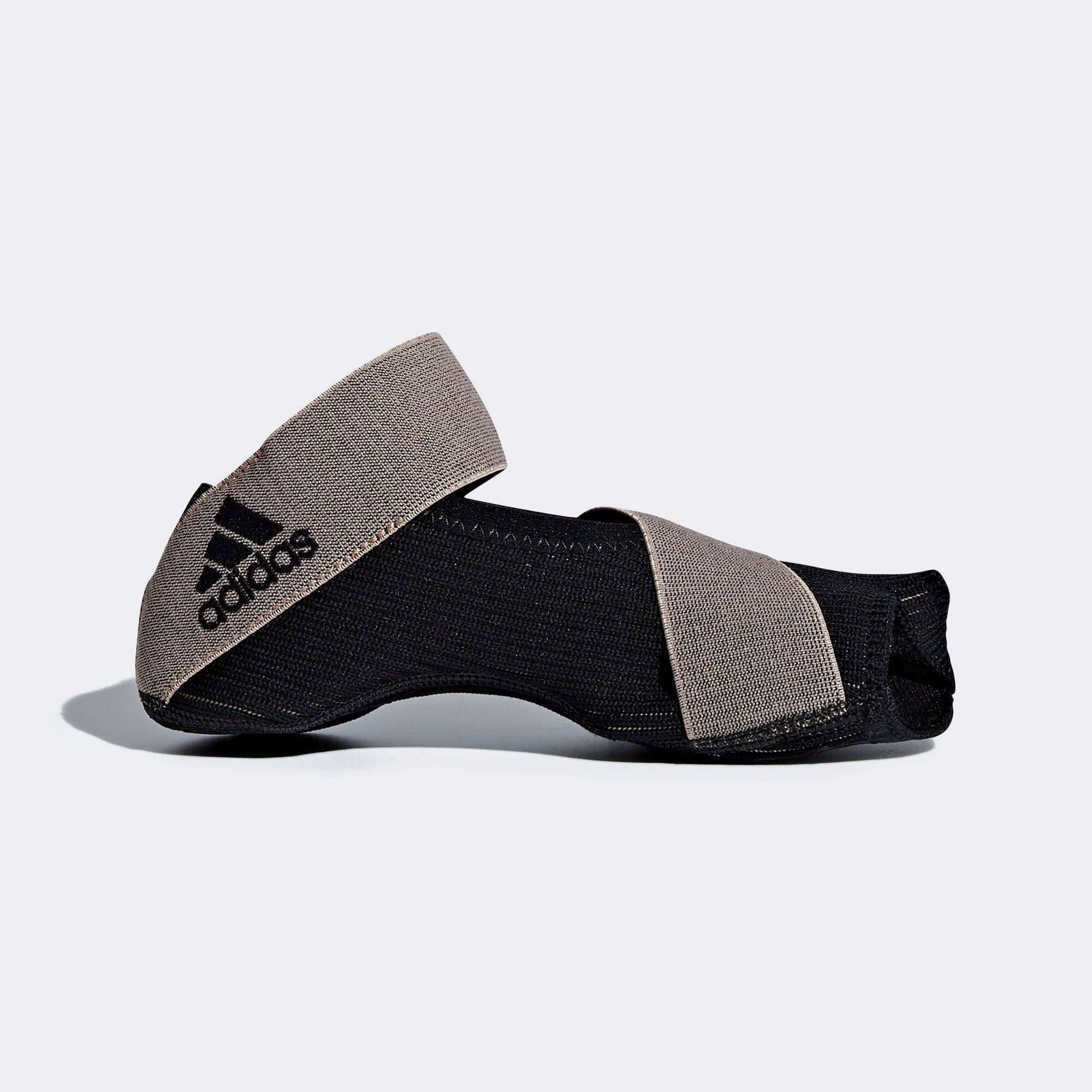 Giày Tập Luyện Nữ Adidas Crazymove Studio Prime DA8936