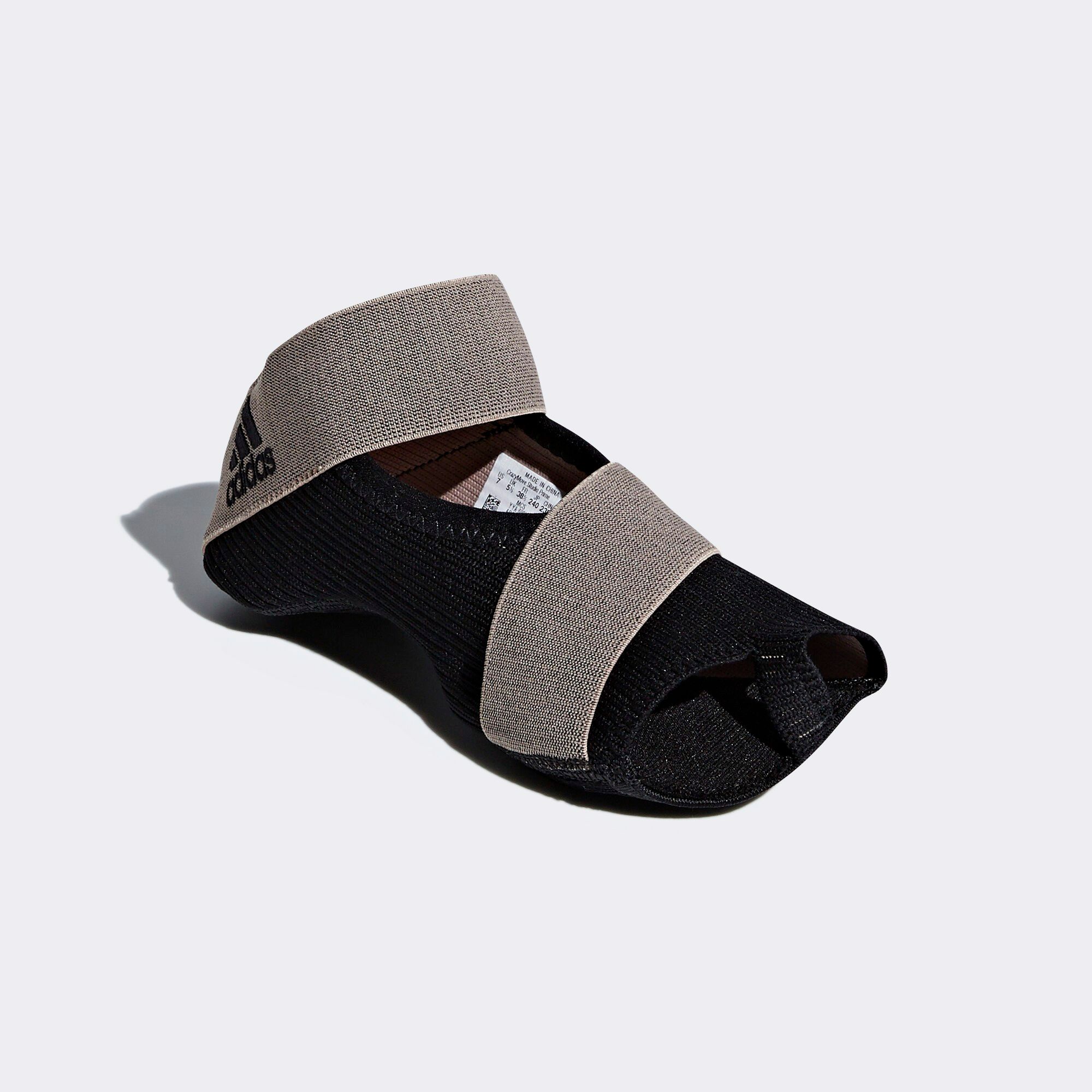 Giày Tập Luyện Nữ Adidas Crazymove Studio Prime DA8936