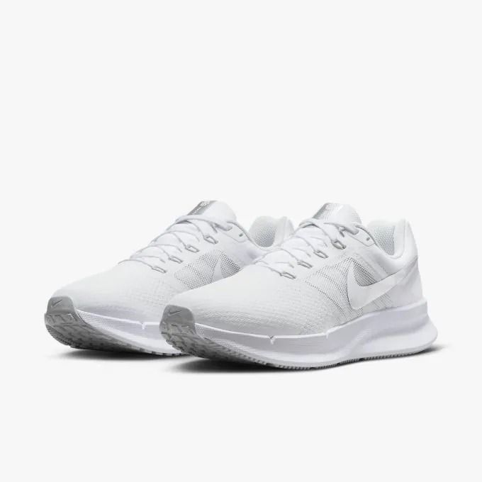 Giày Chạy Nữ NIKE Run Swift 3 DR2698-101