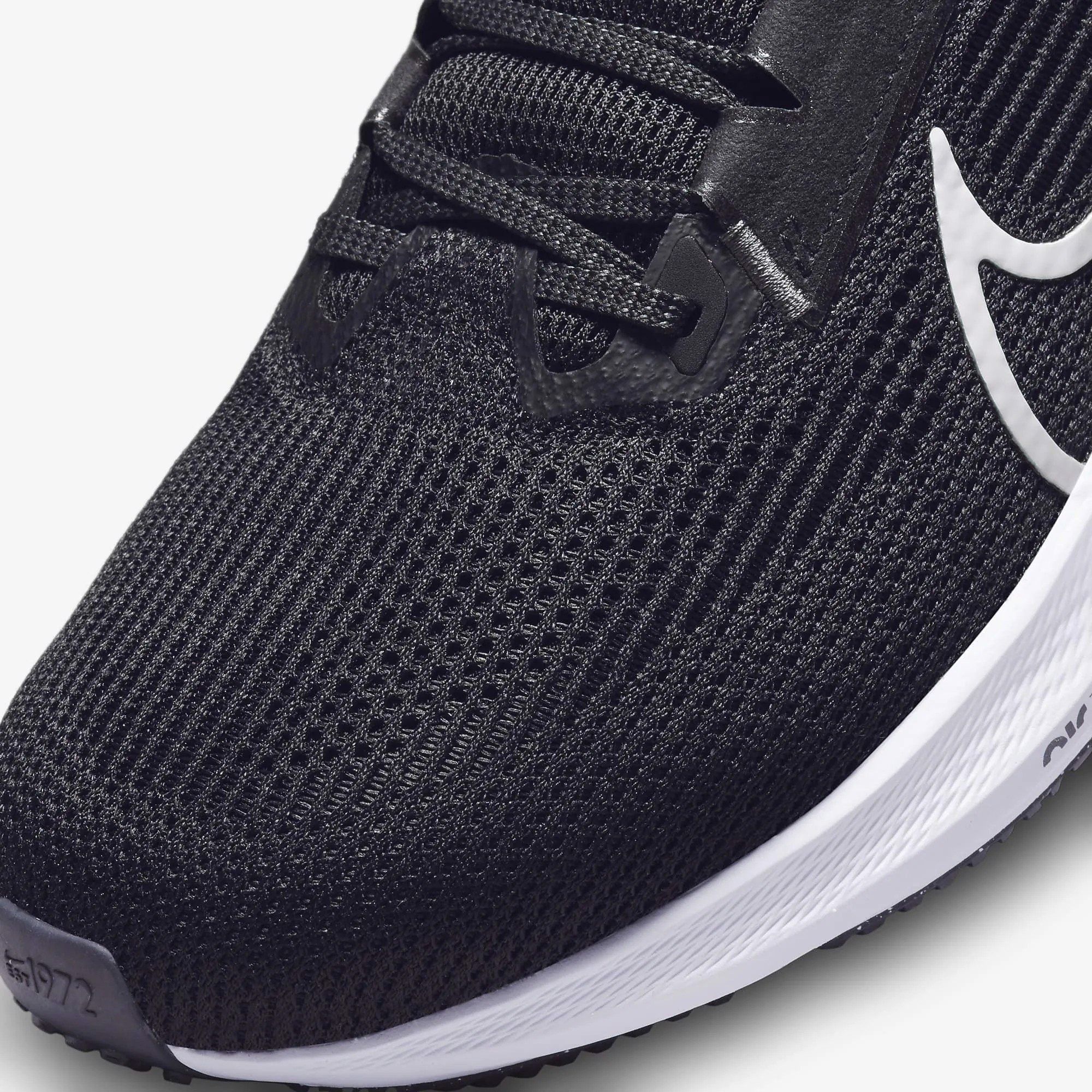 Giày Chạy Nam NIKE Air Zoom Pegasus 40 DV3853-001