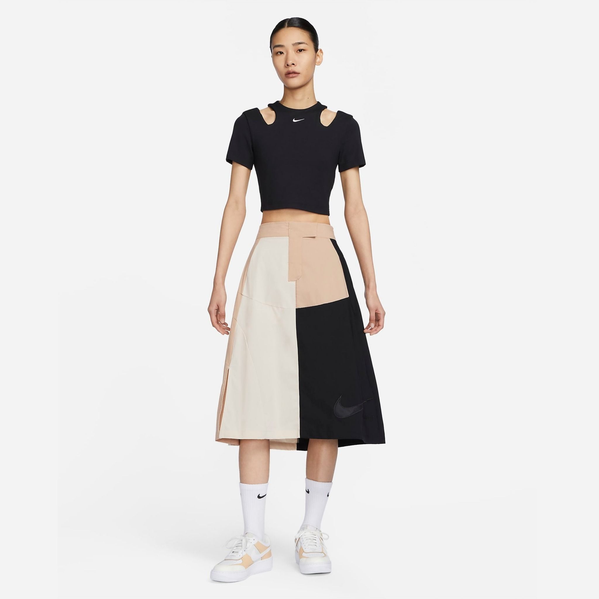 Áo Phông - Áo thun Thể Thao Nữ NIKE As W Nsw Essntl Ss Top Cut Out DV7963-010