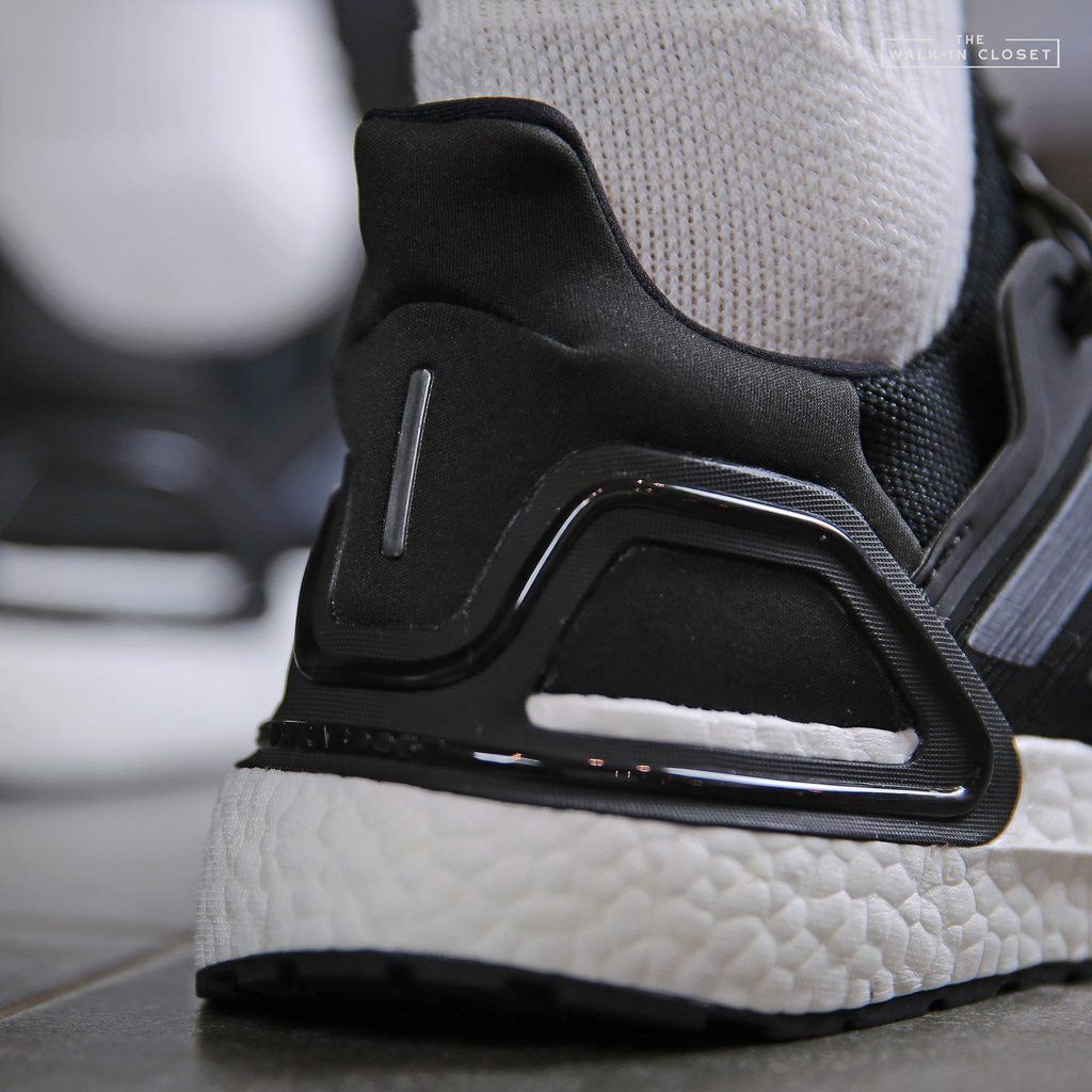 Giày Chạy Nam Adidas Ultraboost 20 EF1043