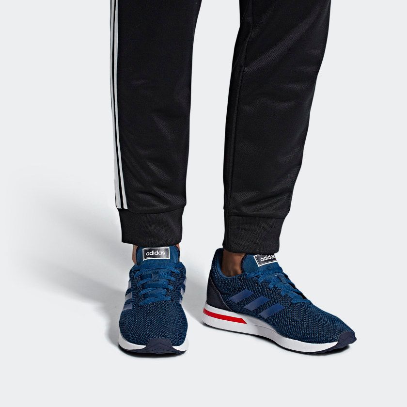 Giày Chạy Nam Adidas Run70S F34820