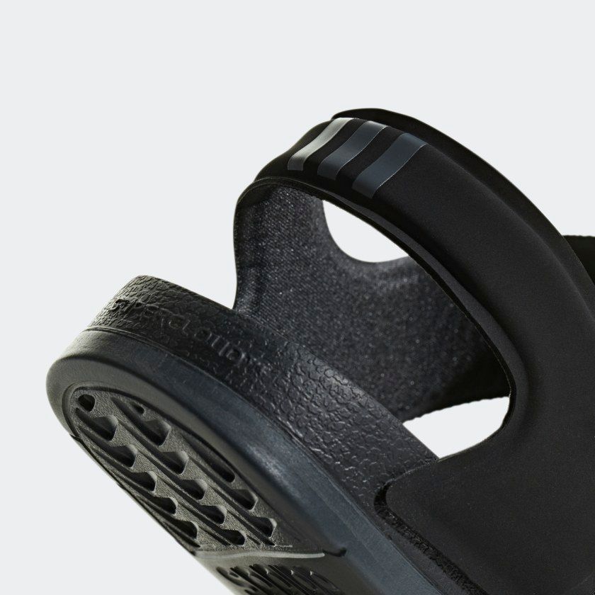 Sandal Unisex Adidas Adilette Sandal F35417