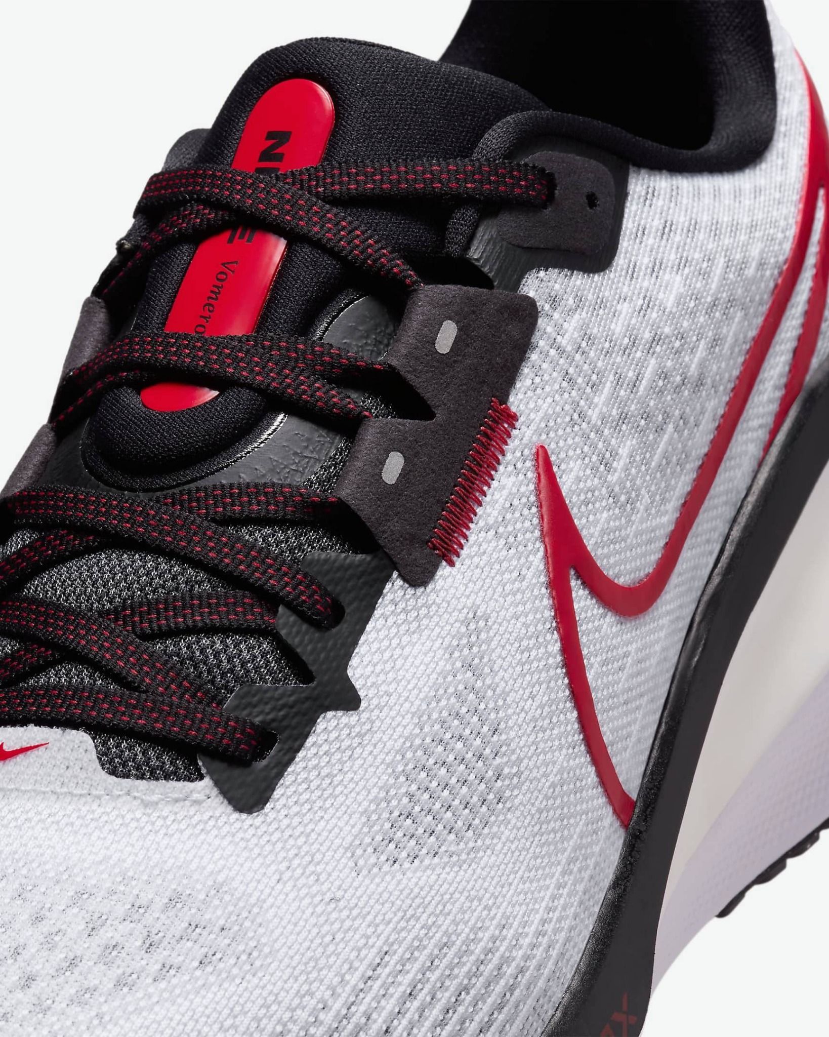 Giày Chạy Nam NIKE Vomero 17 FB1309-103