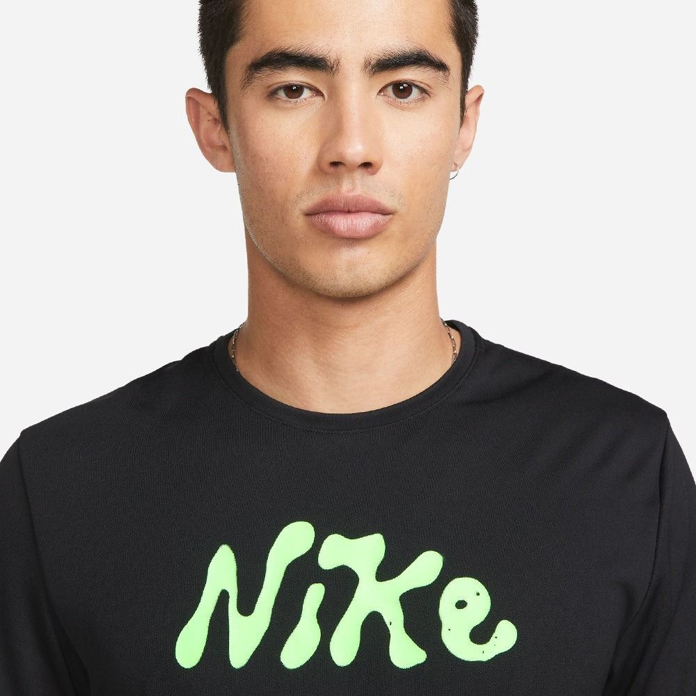 Áo Phông - Áo thun Chạy Nam NIKE As M Nk Df Uv S72 Miler Ss FB7947-010
