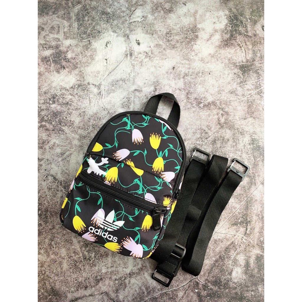 Ba lô Originals Nữ Adidas Mini Bp Gr Q2 FL9682