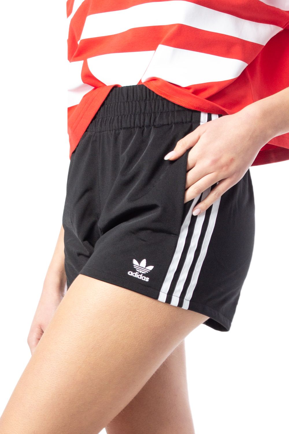 Quần Đùi Originals Nữ Adidas 3 Str Short FM2610