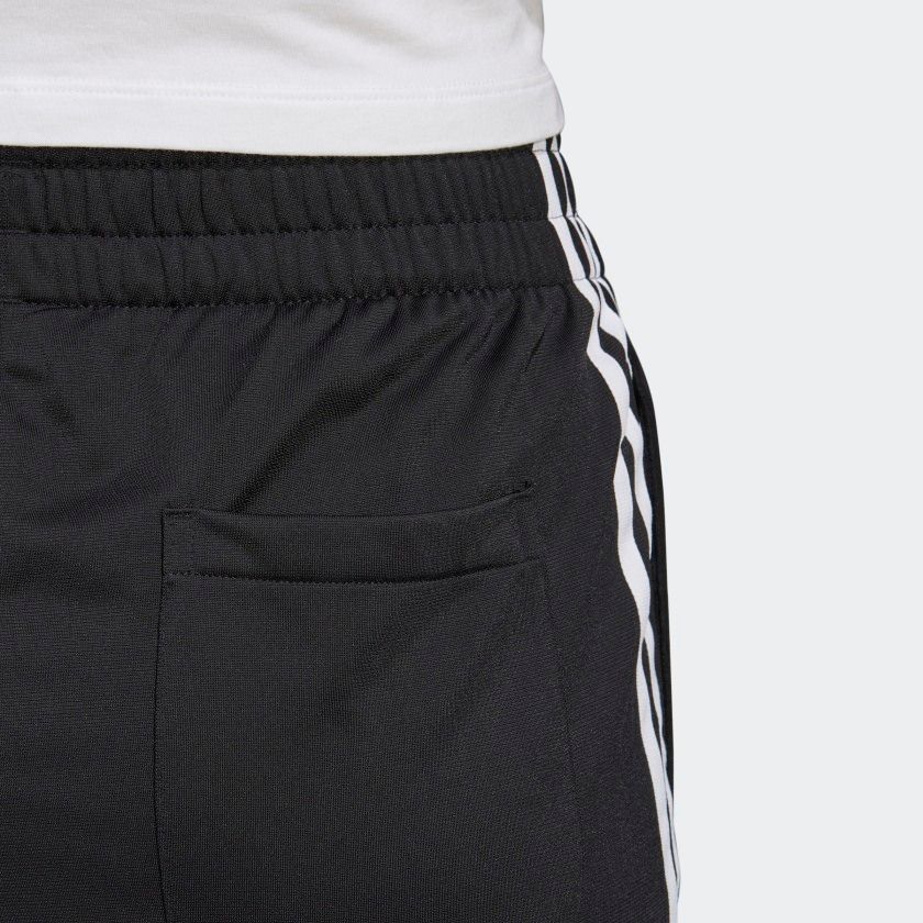 Quần Đùi Originals Nữ Adidas 3 Str Short FM2610