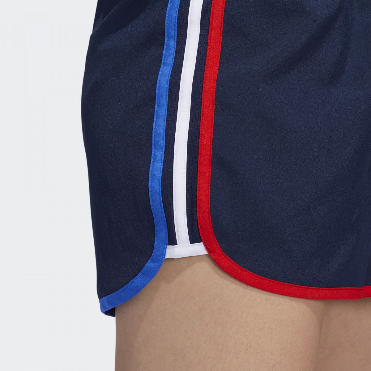 Quần Đùi Chạy Nữ Adidas M20 Short FM5779