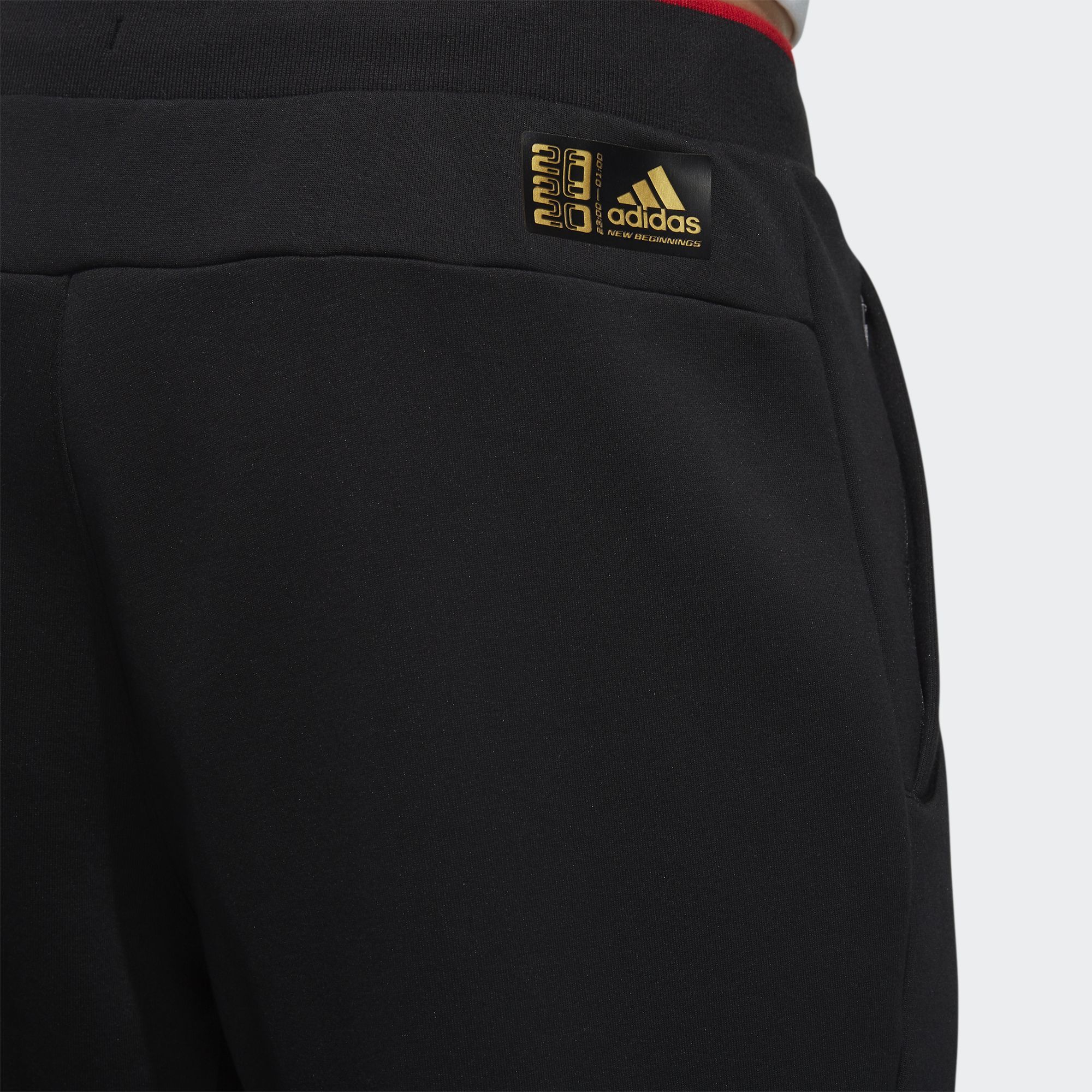 Quần Dài Thể Thao Nam Adidas Cny Pt FM9274