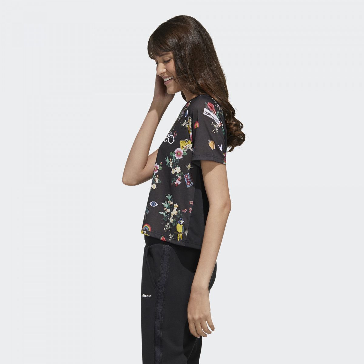 Áo Phông - Áo thun Thể Thao Nữ Adidas W Farm Crpd Tee FN6486