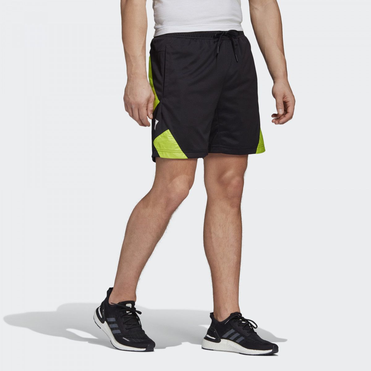 Quần Đùi Thể Thao Nam Adidas M Urban Q3 Shrt FS4049