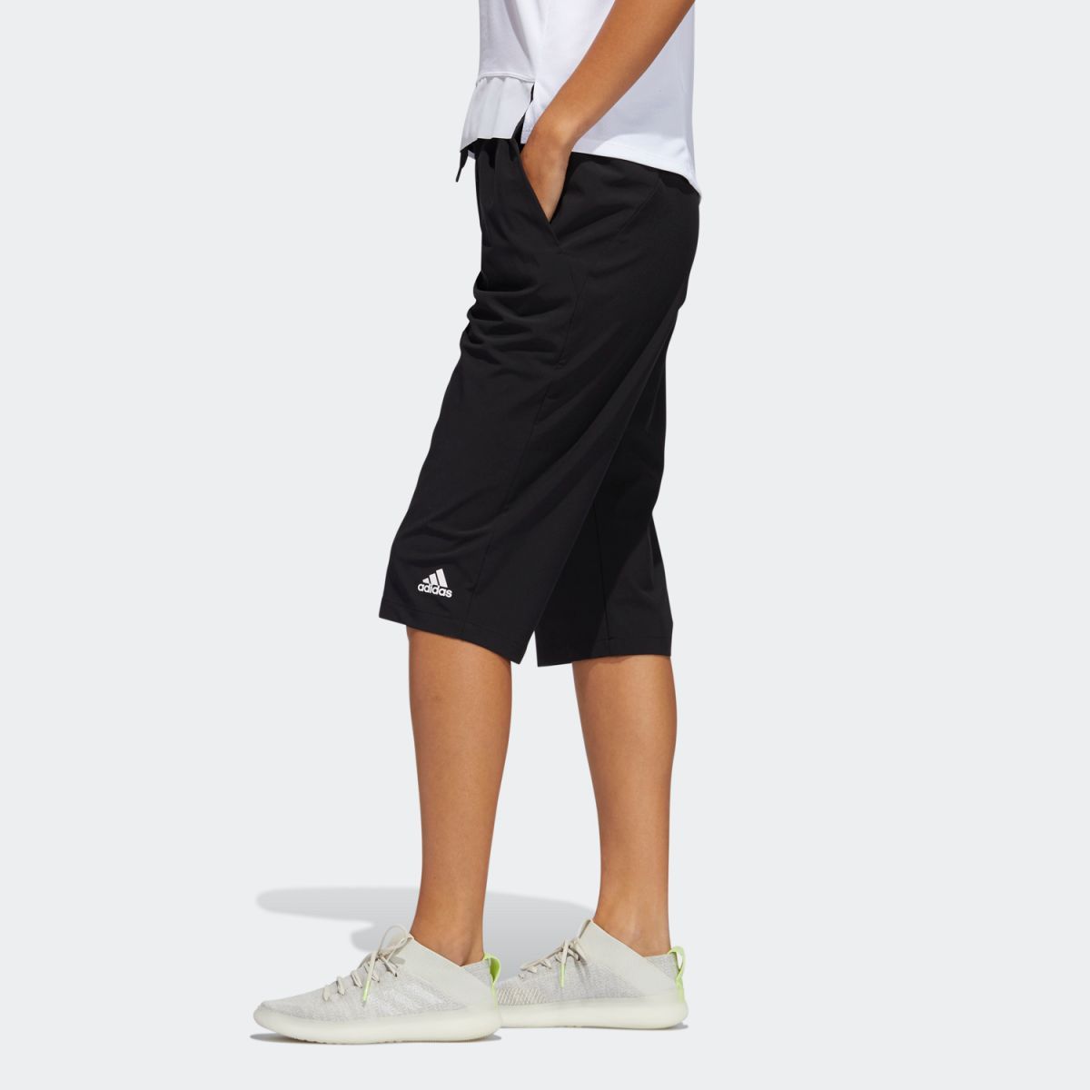 Quần Dài Tập Luyện Nữ Adidas Wvn Capri Pant FT3081