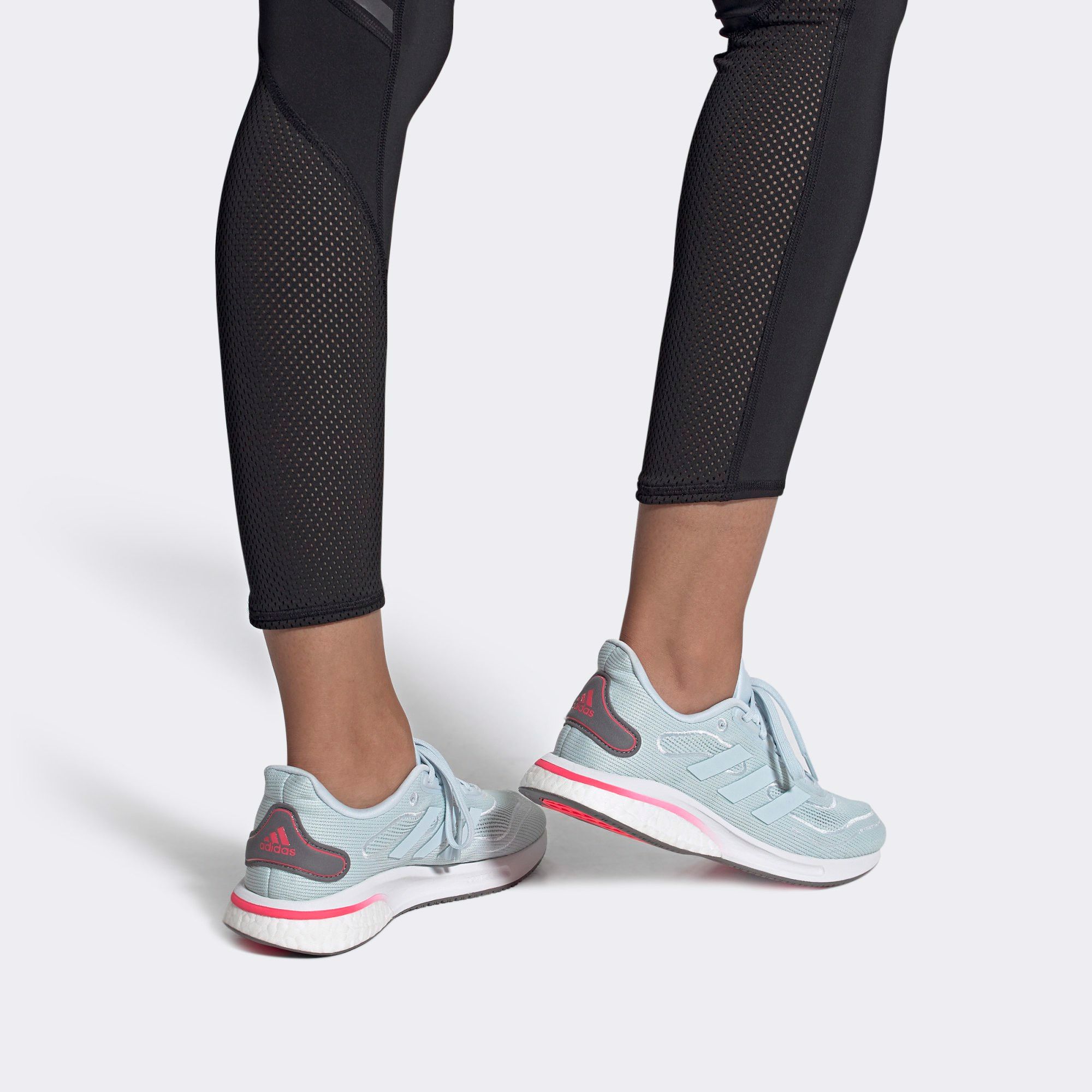 Giày Chạy Nữ Adidas Supernova W FV6019