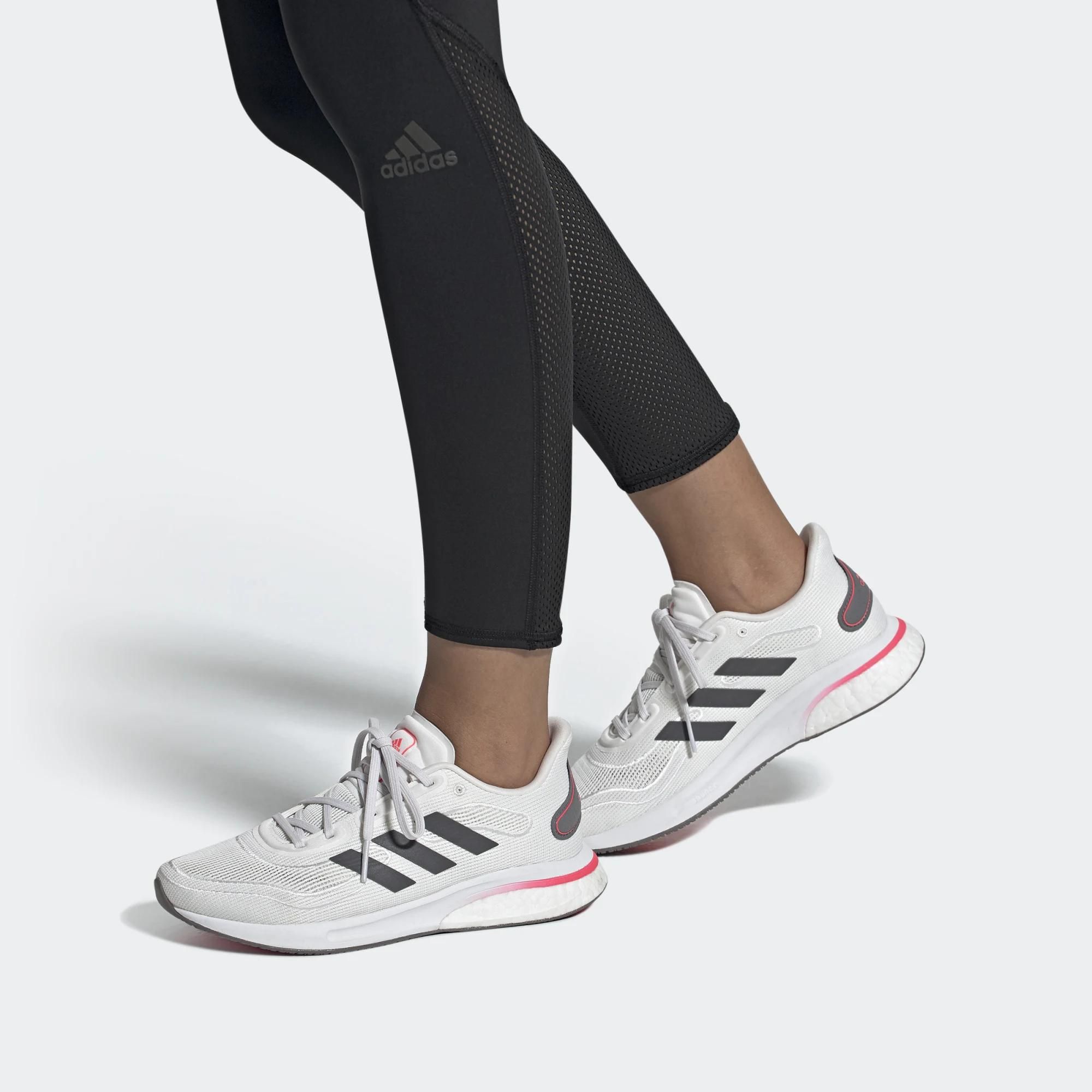Giày Chạy Nữ Adidas Supernova W FV6020