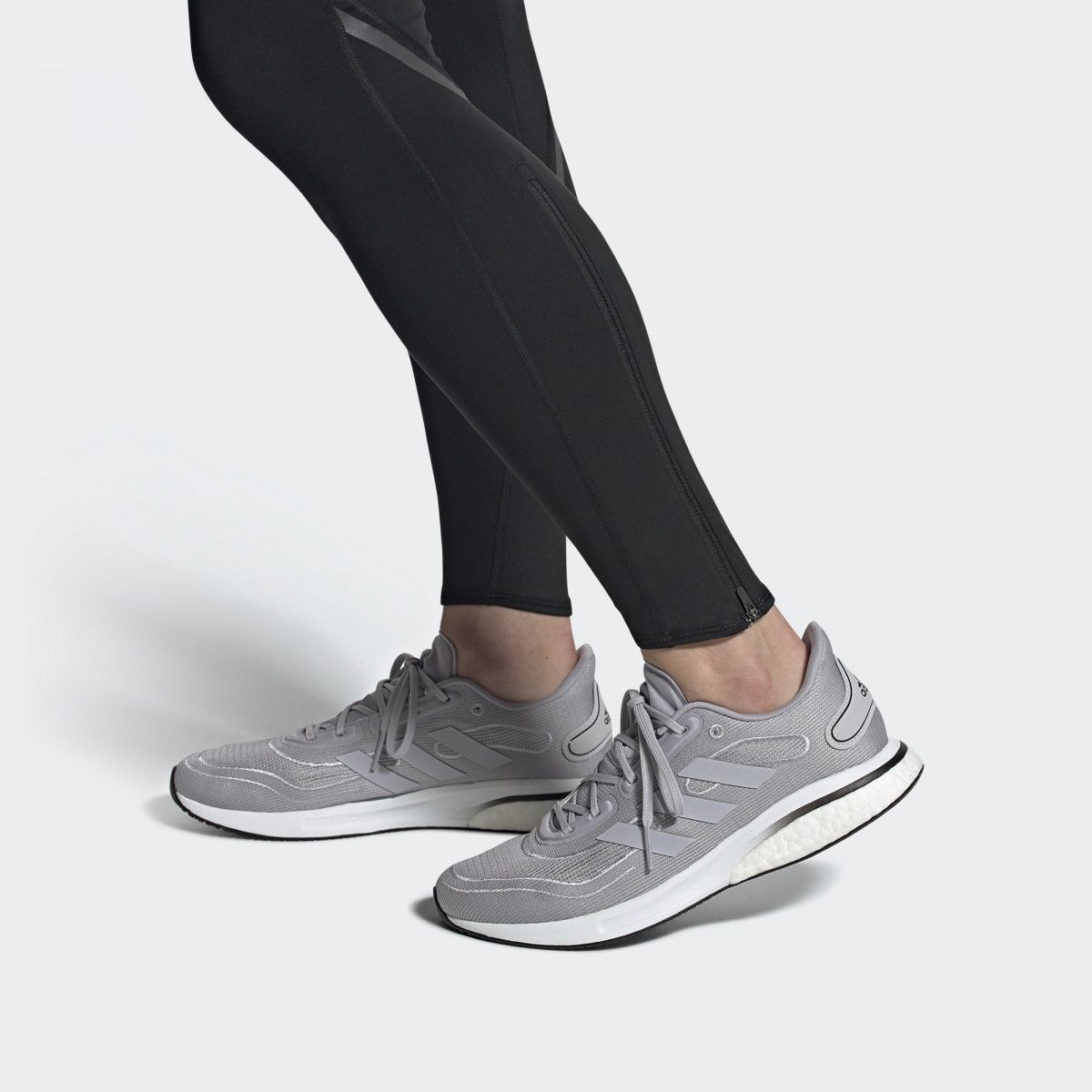 Giày Chạy Unisex Adidas Supernova M FV6027