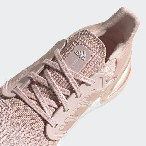 Giày Chạy Nữ Adidas Ultraboost 20 W FV8358