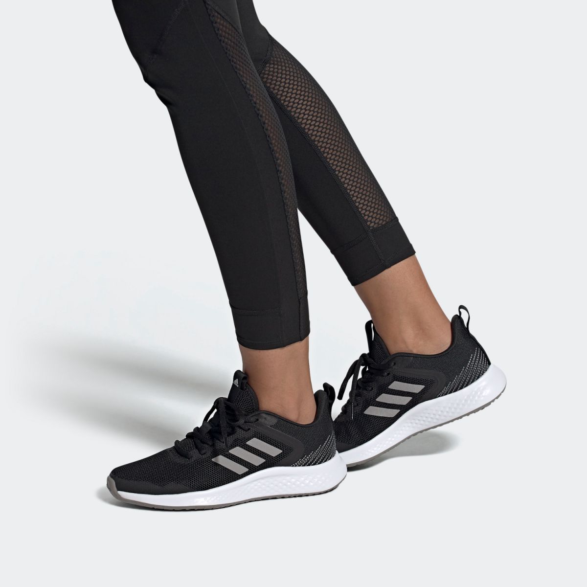 Giày Chạy Nữ Adidas Fluidstreet FW1714