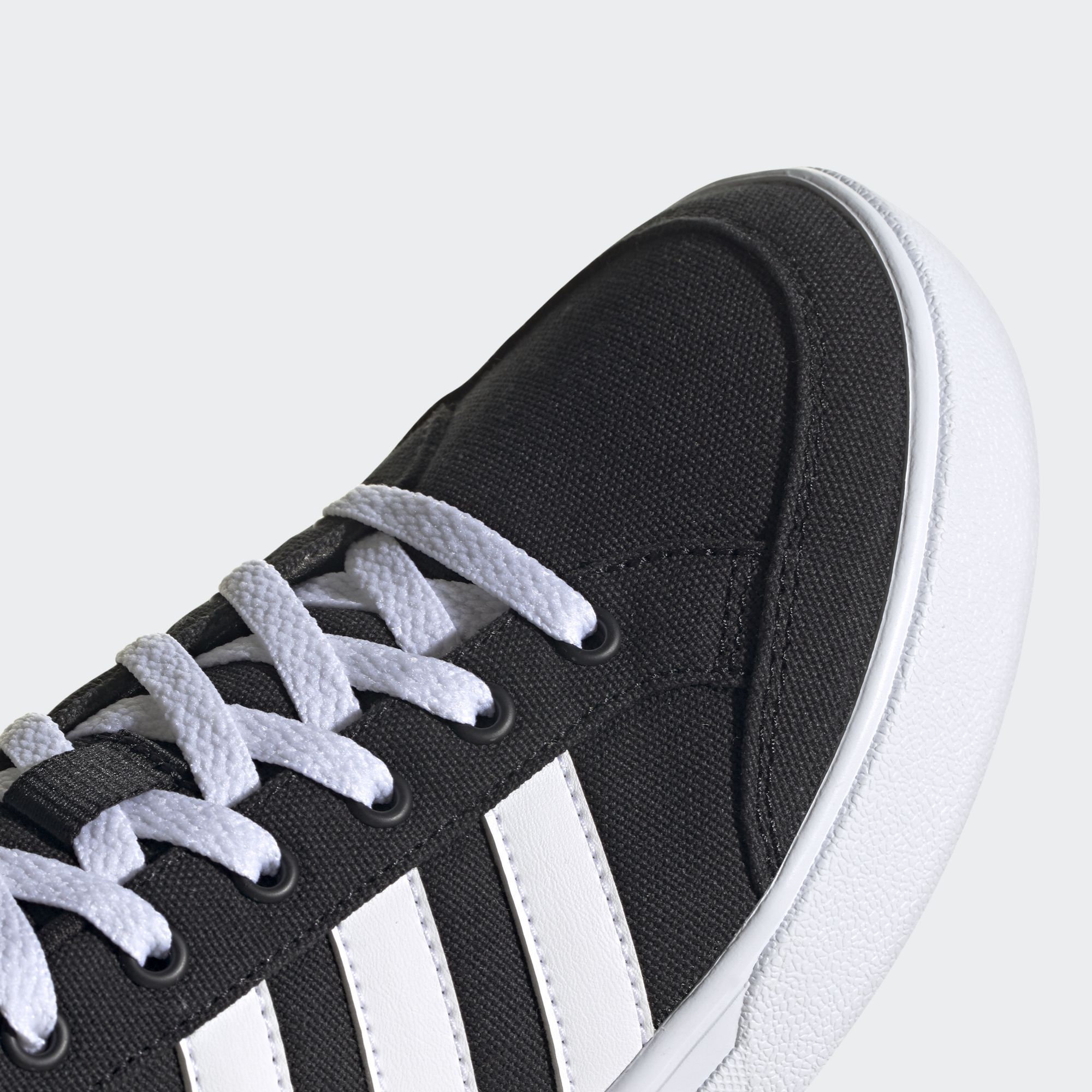 Giày Lướt Ván Nam Adidas Vs Set Mule FX4850