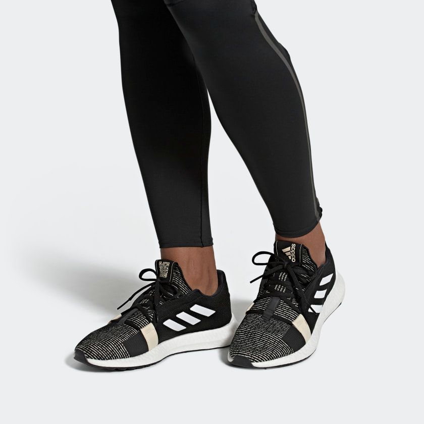 Giày Chạy Nam Adidas Senseboost Go G26943