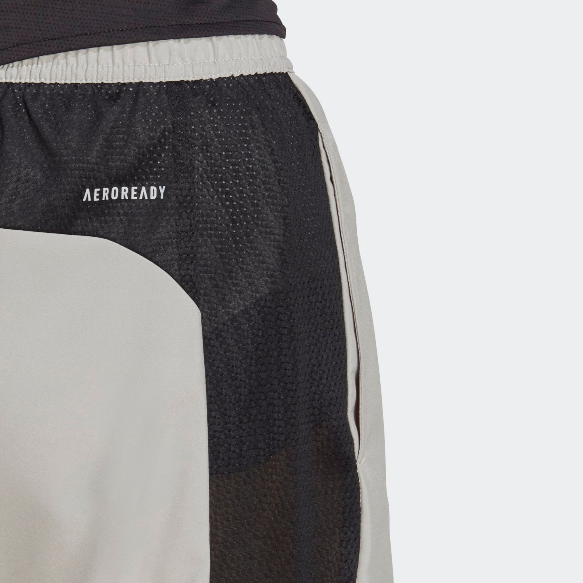 Quần Đùi Chạy Nam Adidas Own The Run Sho GC7883