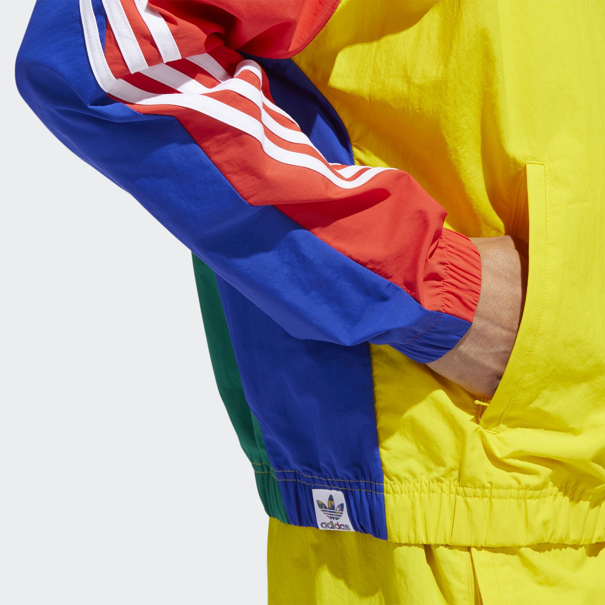Áo Khoác Originals Nam Adidas Pride Off Cente GD0955