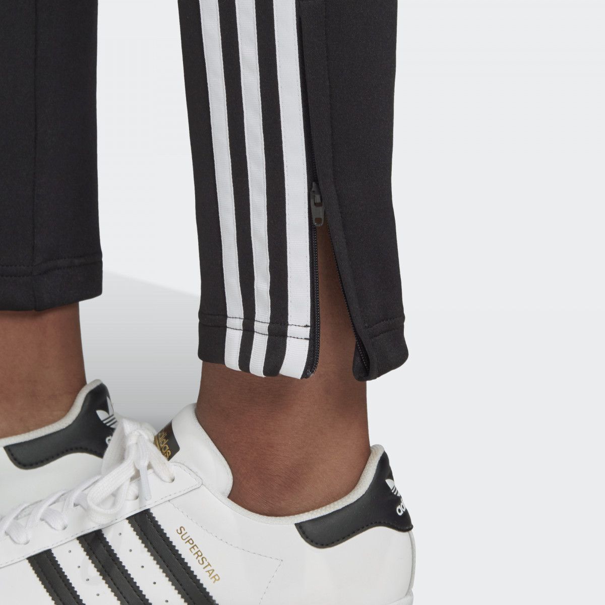 Quần Dài Originals Nữ Adidas Sst Pants Pb GD2361
