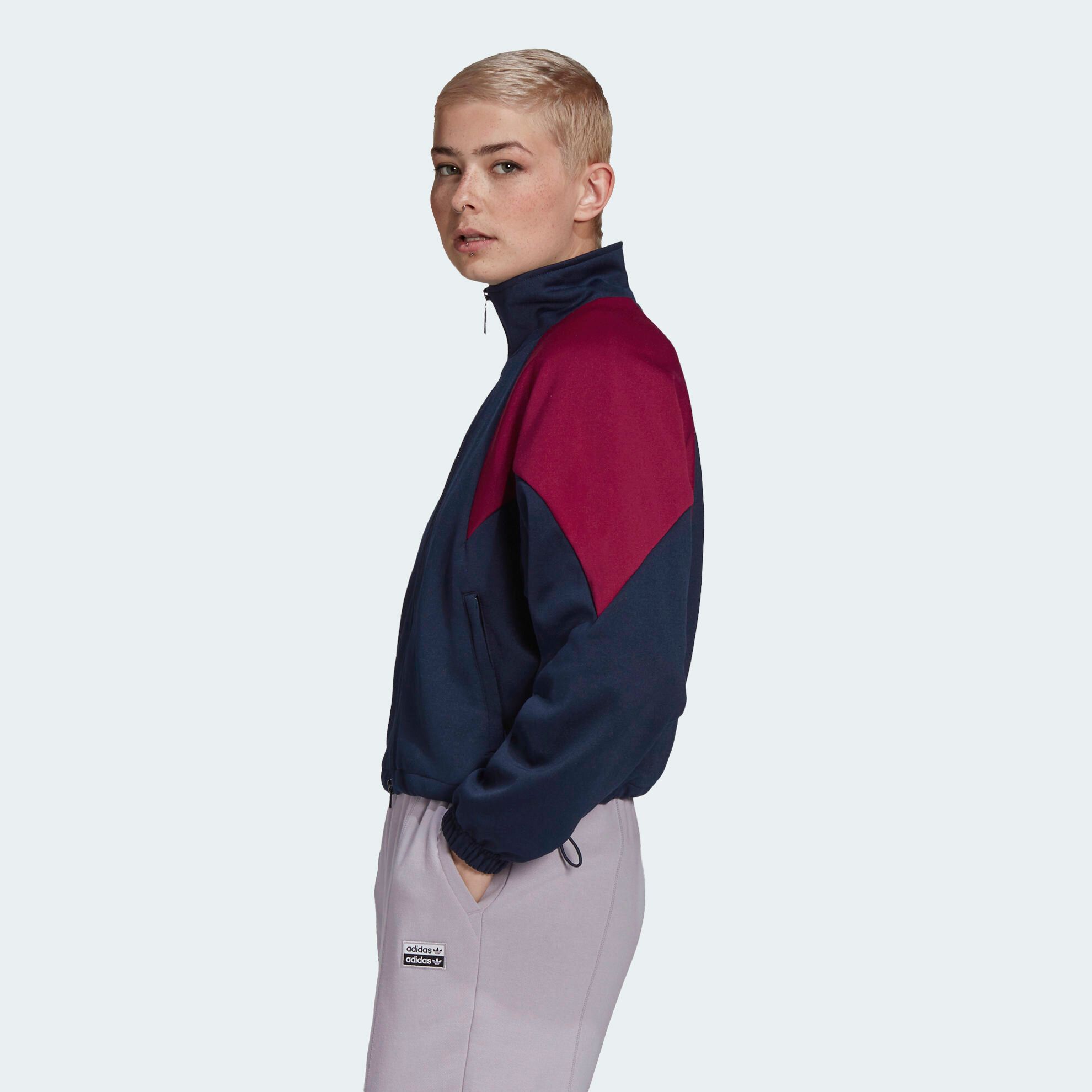 Áo Khoác Originals Nữ Adidas Lrg Logo Tt GD2383