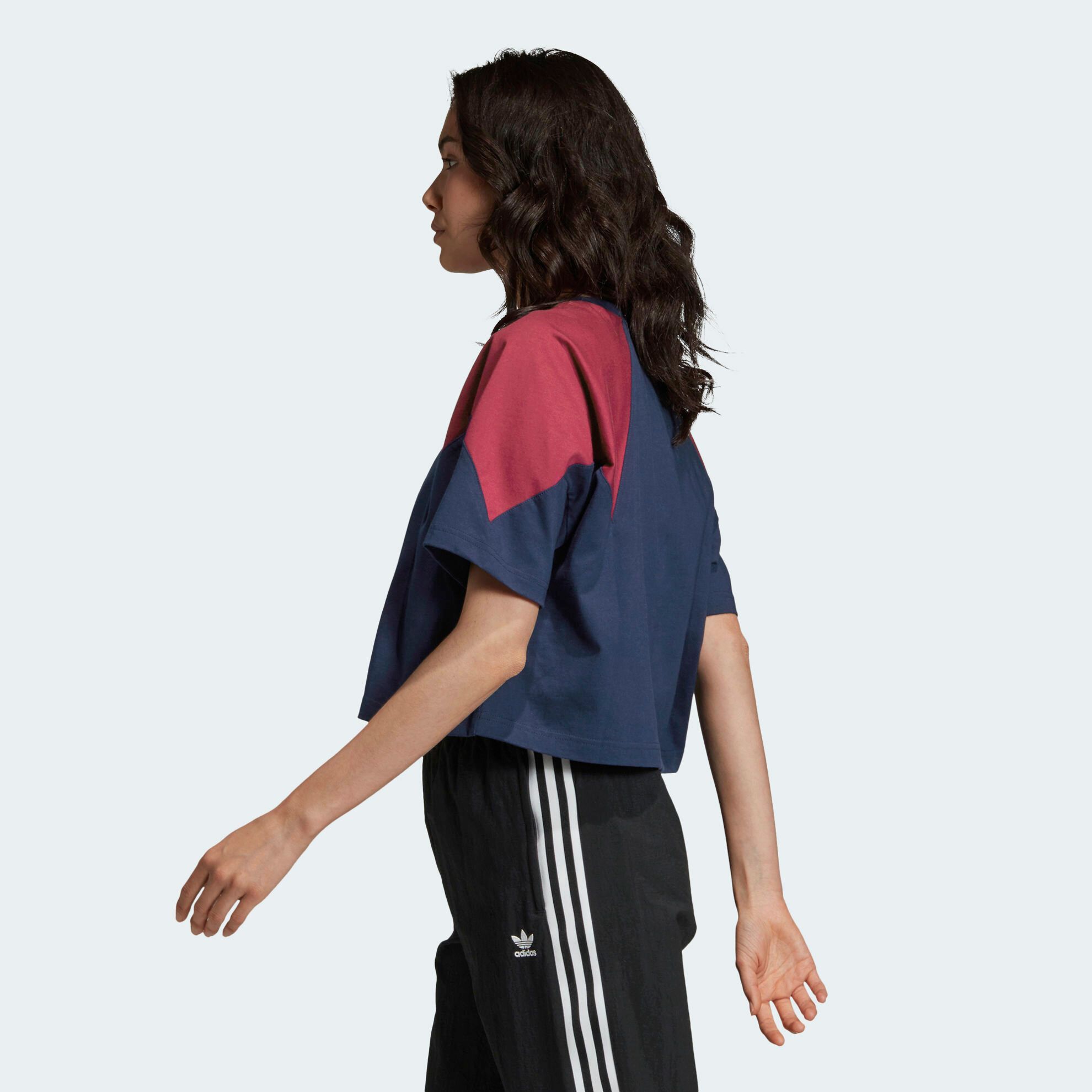 Áo Phông - Áo thun Originals Nữ Adidas Lrg Logo Tee GD2393