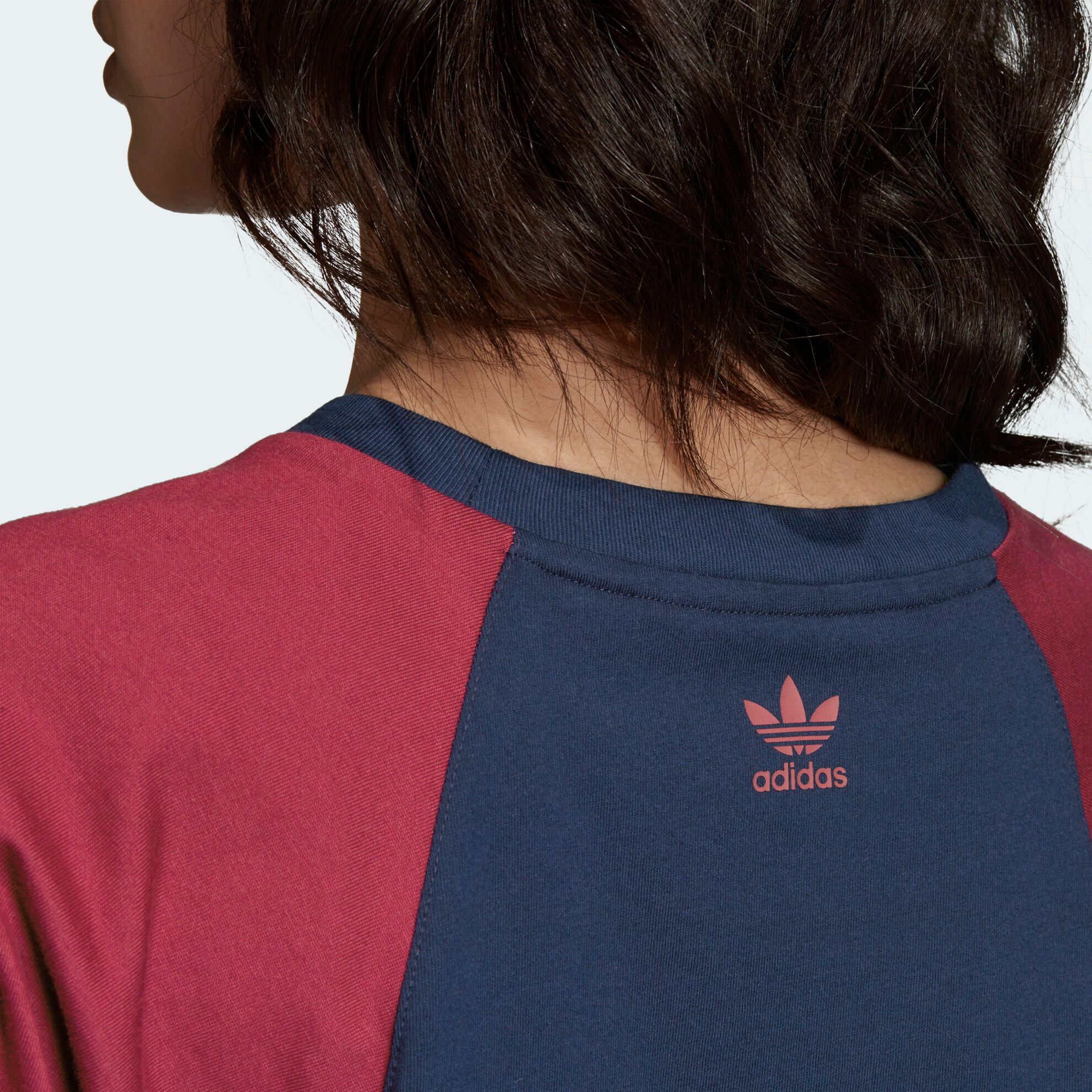 Áo Phông - Áo thun Originals Nữ Adidas Lrg Logo Tee GD2393