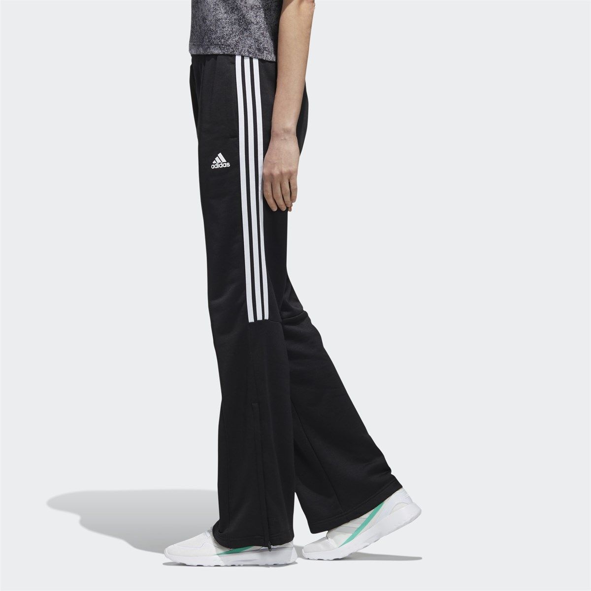 Quần Dài Thể Thao Nữ Adidas W New A Wide Pt GD9029