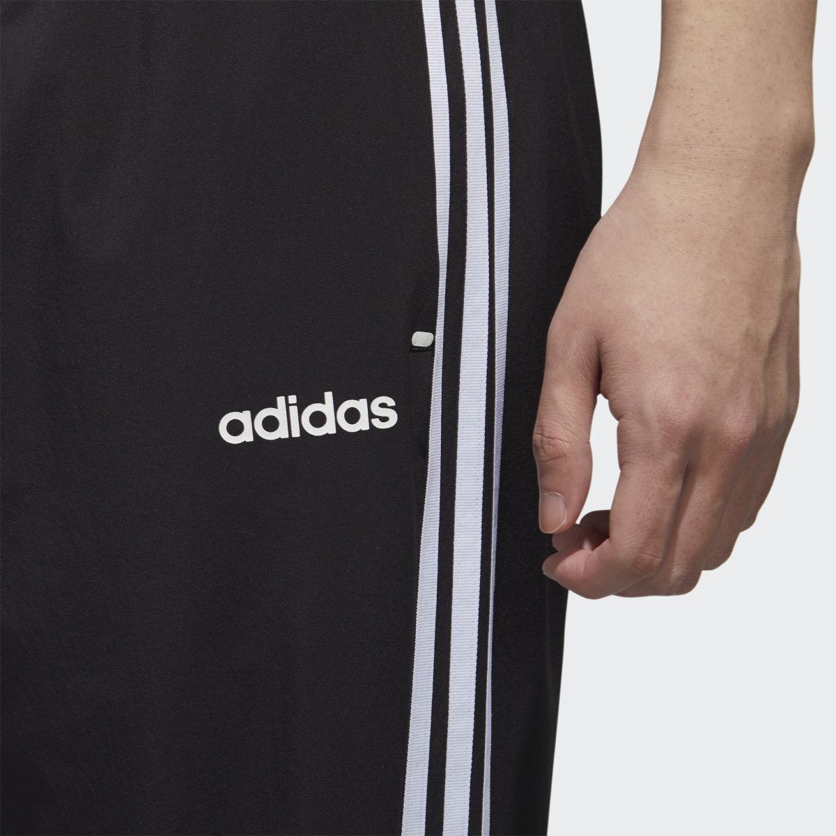 Quần Dài Thể Thao Nam Adidas M Esntl 3S Wvtp GJ8898