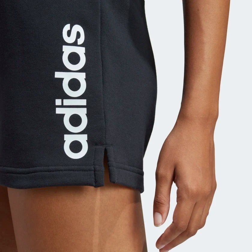 Quần Đùi Thể Thao Nữ ADIDAS W Lin Ft Sho IC4442