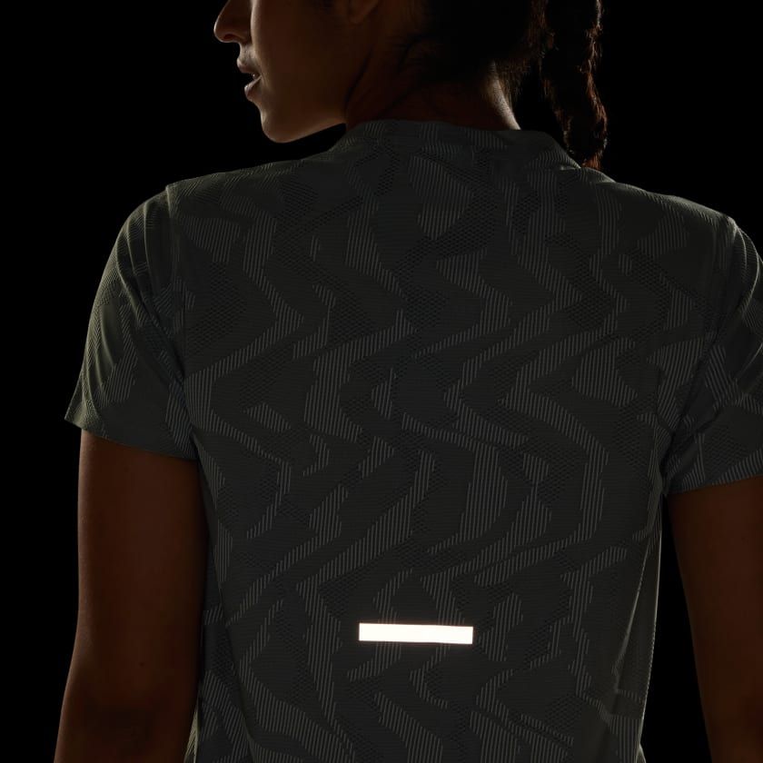 Áo Phông - Áo thun Chạy Nữ ADIDAS Ult Eng Tee W JD7789