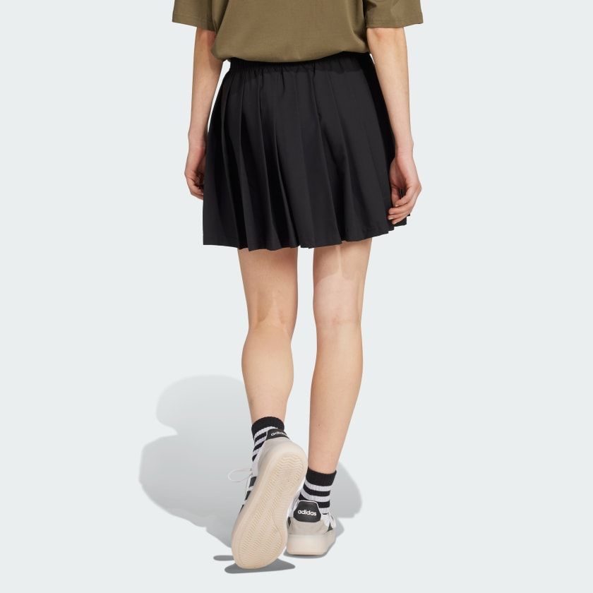 Quần Đùi Thể Thao Nữ ADIDAS W Tiro Q2 Skirt JG4100