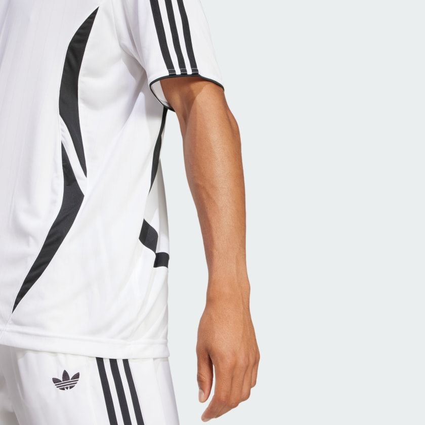 Áo Phông - Áo thun Originals Nam ADIDAS Teamgeist Tee JP1113