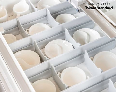 Hệ Tủ Bếp Nhật Bản Cao Cấp Lemure Chữ I Màu LRI - Nhà phố Quận 5