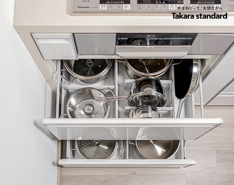 Hệ Tủ Bếp Nhật Bản Cao Cấp Treasia Chữ I Màu VSW - Nhà phố Phú Mỹ Hưng