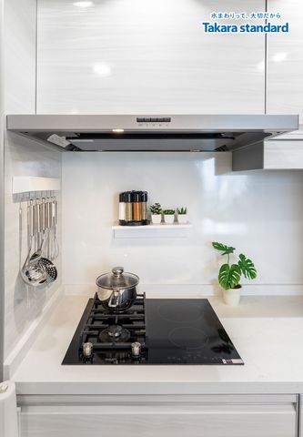Hệ Tủ Bếp Treasia Cao Cấp Màu VWW - Căn Hộ Midtown Phú Mỹ Hưng Q7