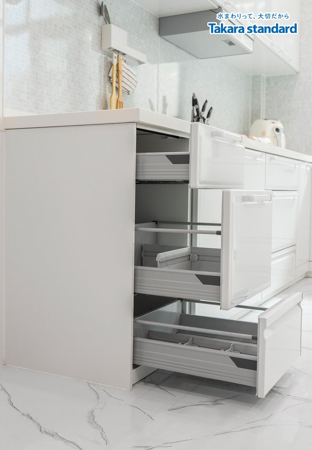 Nhà Phố Gò Vấp - Tủ Bếp Edel màu ESW