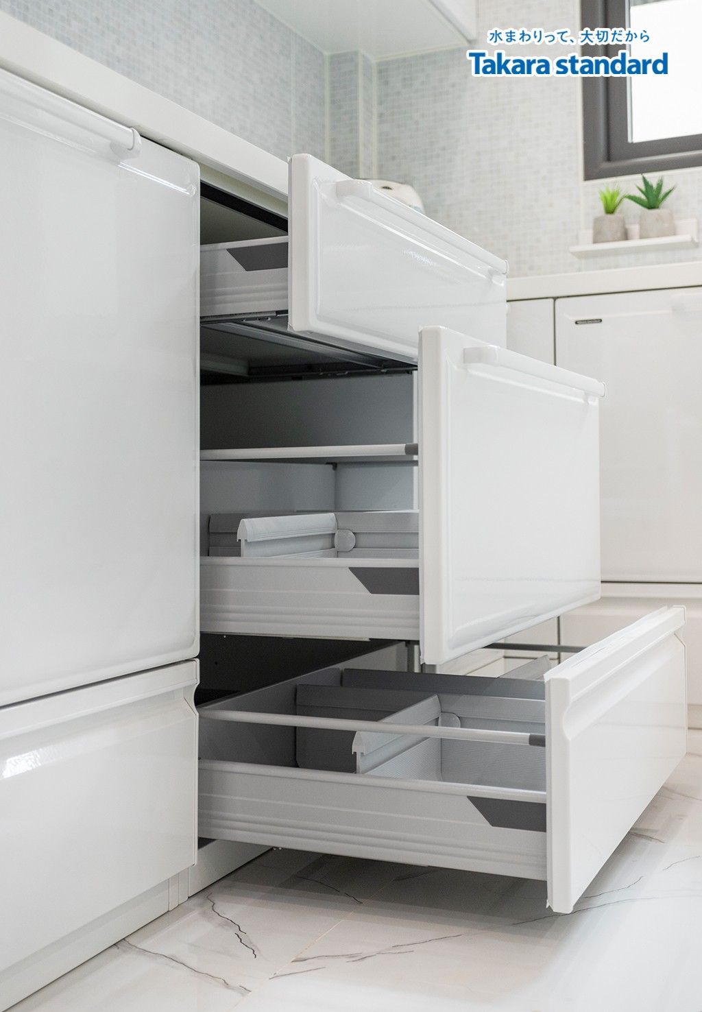 Nhà Phố Gò Vấp - Tủ Bếp Edel màu ESW