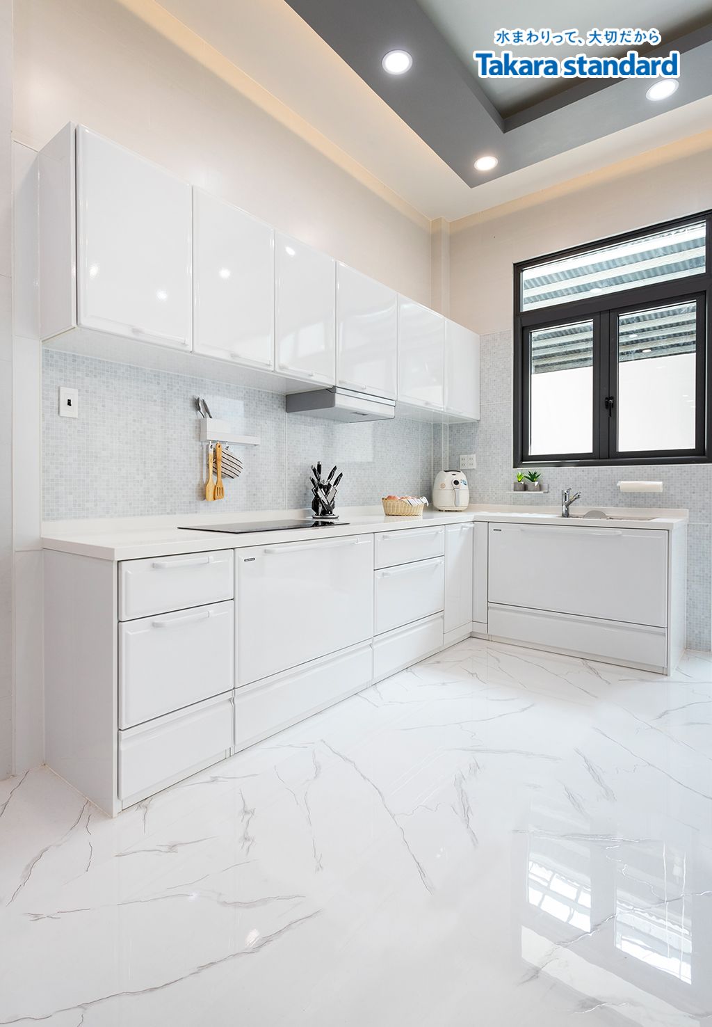 Nhà Phố Gò Vấp - Tủ Bếp Edel màu ESW