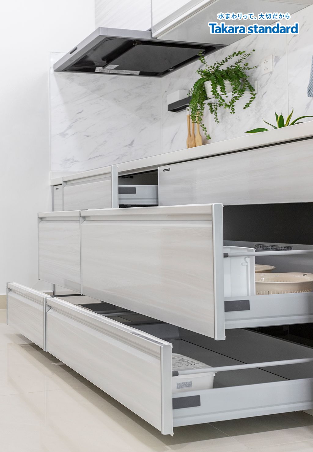 Hệ Tủ Bếp Treasia Cao Cấp Chữ I Màu VBW - Căn Hộ Celadon City Tân Phú