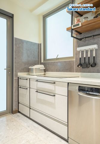 Hệ Tủ Bếp Chữ I Dòng Treasia Cao Cấp Màu VTW - Căn Hộ Riviera Point Q.7