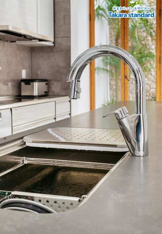 Hệ Tủ Bếp Treasia màu VWW - Nhà phố Đồng Nai