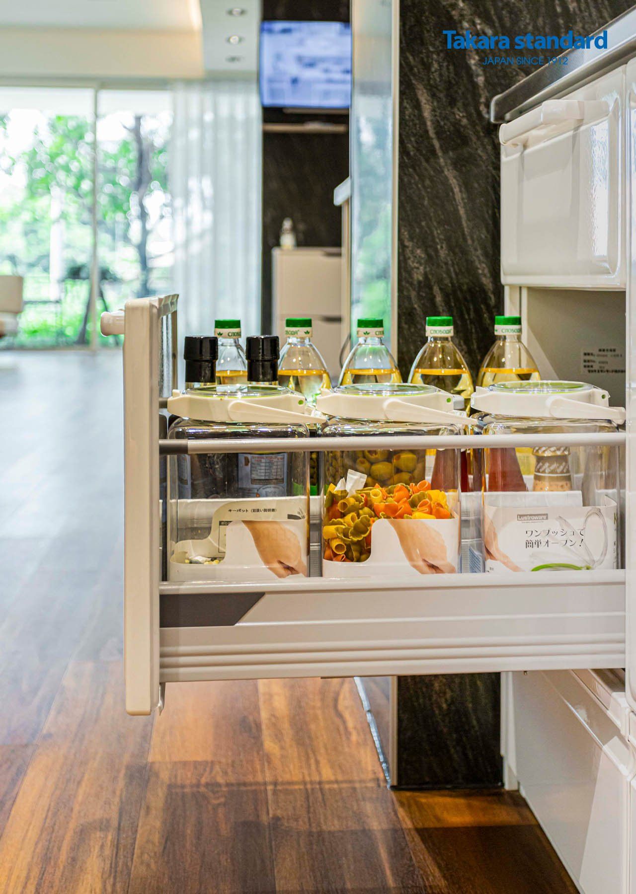 Hệ Tủ Bếp Edel Chữ I Màu ESW - Showroom Điện Biên Phủ